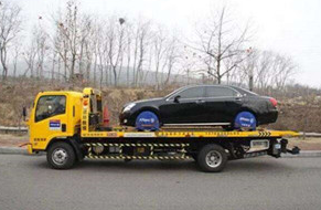 重庆巴南区道路救援:在等待道路救援时可以做些什么? 重庆巴南区道路救援